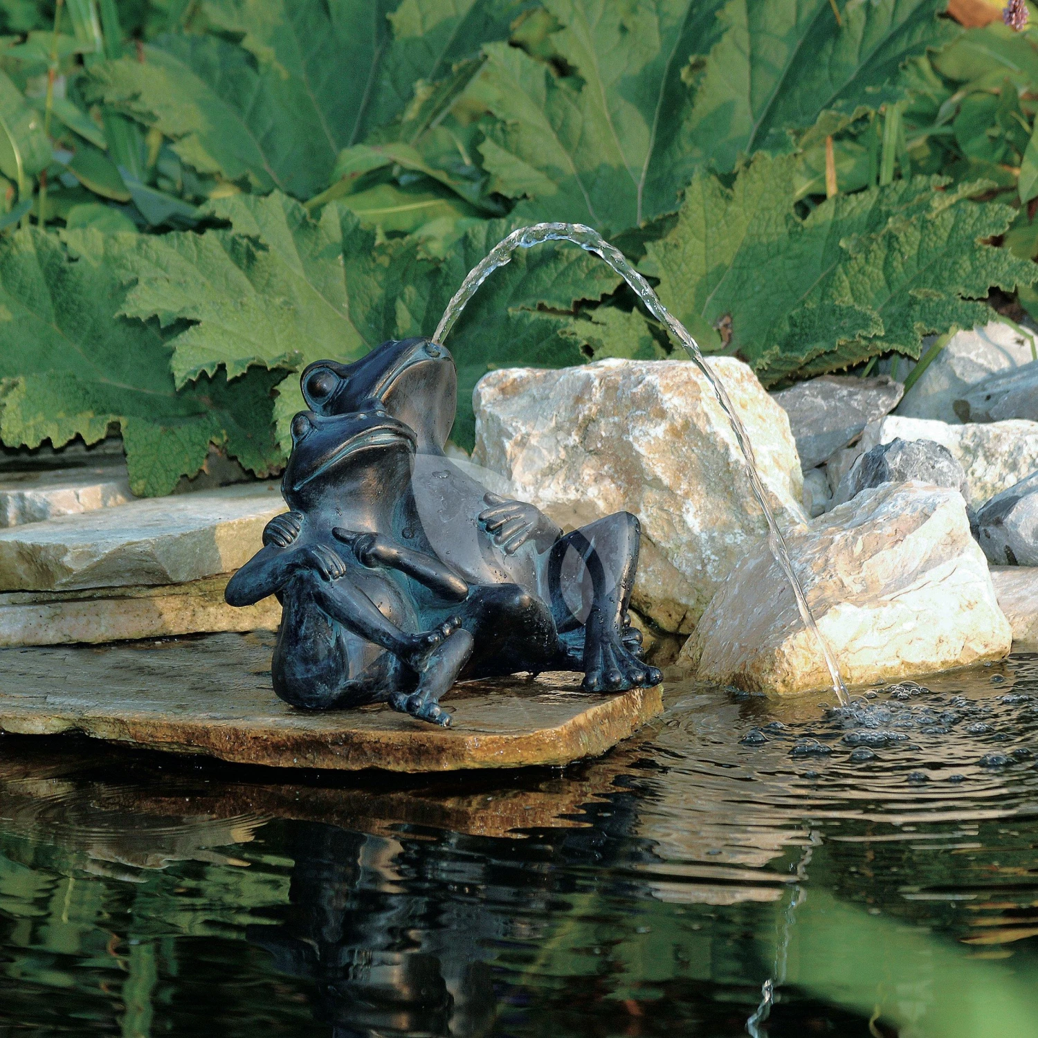 Ubbink Kikkers Spuitfiguur 1 Ubbink Kikkers Spuitfiguur