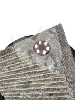 Kubus Waterornament Natuursteen LED 25 Cm Doorsnede 6 Kubus Waterornament Natuursteen LED 25 Cm Doorsnede -Vijverbenodigdheden kubus waterornament 25 cm doorsnede 1 0 750x1000