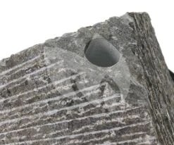 Kubus Waterornament Natuursteen 31 Cm Doorsnede -Vijverbenodigdheden kubus waterornament natuursteen 31 cm doorsnede 1 0 1000x834